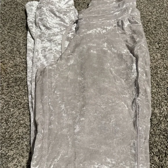 lululemon athletica Silver Track Pants - Picture 6 of 7